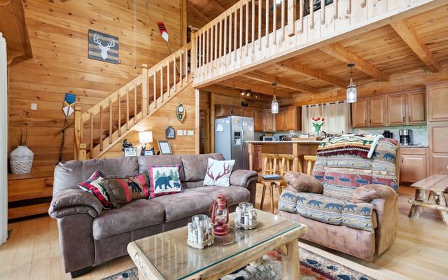 462 Lyric Lane, Ellijay, GA 30540