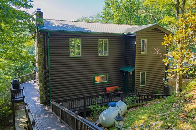 462 Lyric Lane, Ellijay, GA 30540