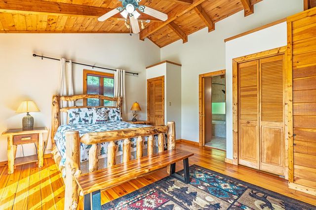 462 Lyric Lane, Ellijay, GA 30540