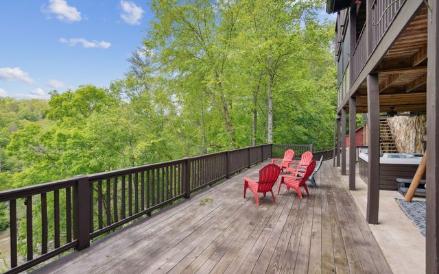 462 Lyric Lane, Ellijay, GA 30540