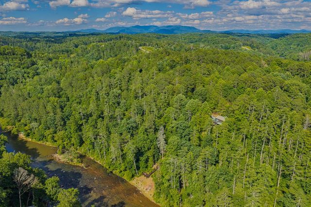 462 Lyric Lane, Ellijay, GA 30540