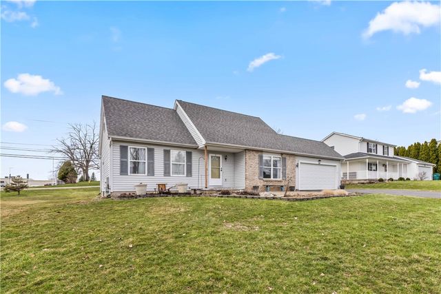 87 Chiswick Drive, Riga, NY 14428