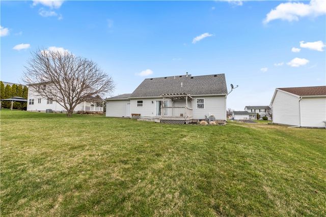 87 Chiswick Drive, Riga, NY 14428