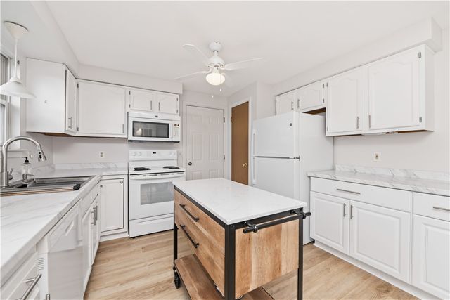 87 Chiswick Drive, Riga, NY 14428