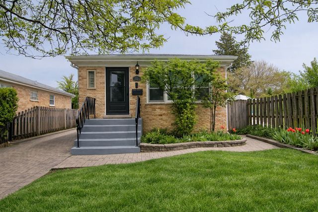 508 Skokie Boulevard, Wilmette, IL 60091