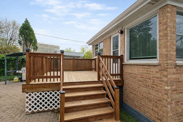 508 Skokie Boulevard, Wilmette, IL 60091