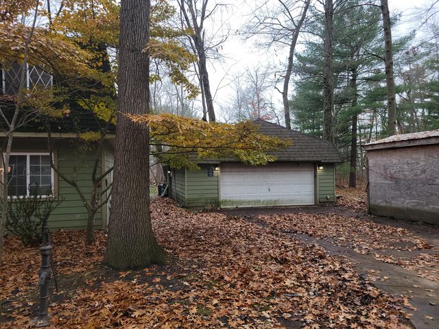 952 54th Street, Lee Twp, MI 49450