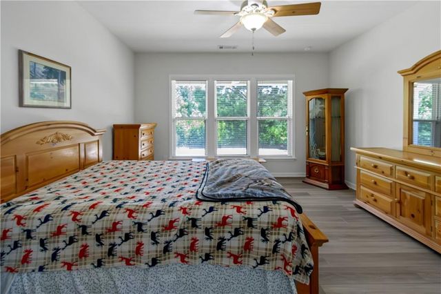 329 Sandy Springs Drive, Griffin, GA 30223