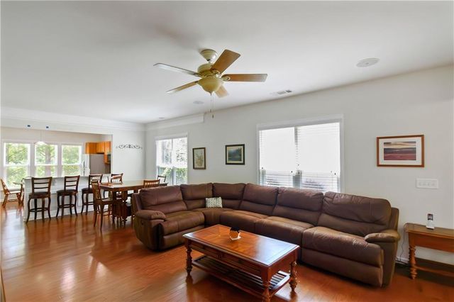 329 Sandy Springs Drive, Griffin, GA 30223