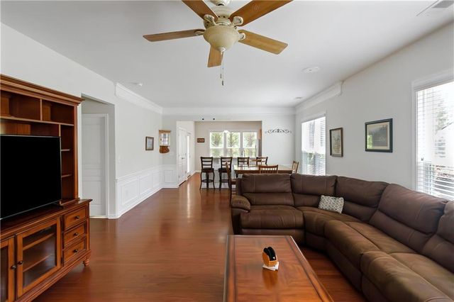 329 Sandy Springs Drive, Griffin, GA 30223