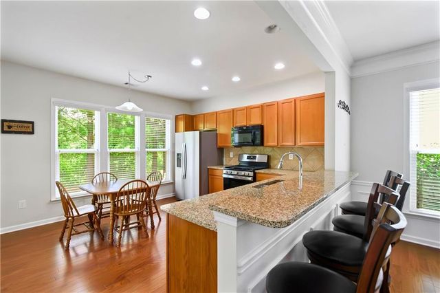 329 Sandy Springs Drive, Griffin, GA 30223