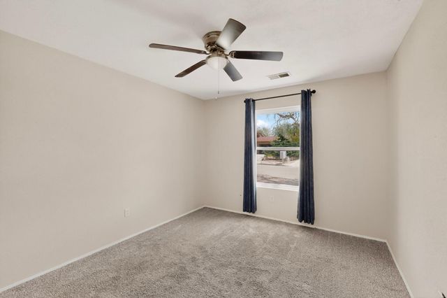 735 Stagecoach Road SE, Rio Rancho, NM 87124