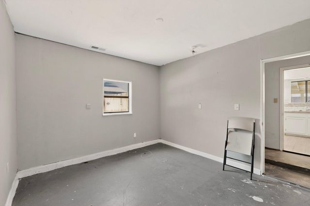 735 Stagecoach Road SE, Rio Rancho, NM 87124