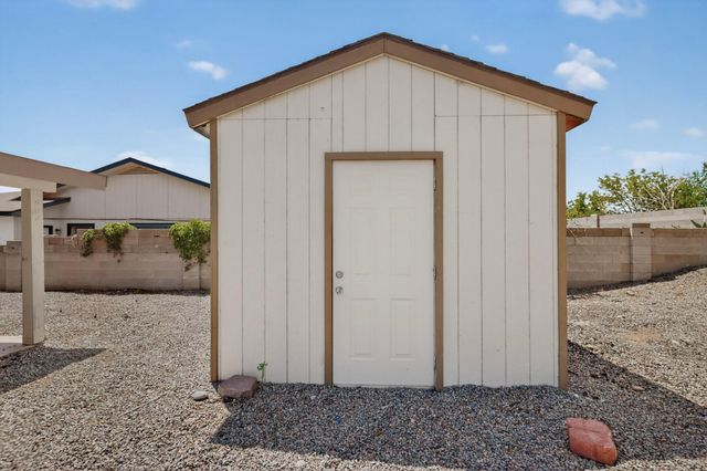 735 Stagecoach Road SE, Rio Rancho, NM 87124