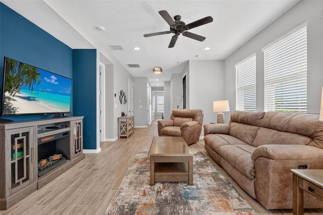 11511 ROLLING GREEN DRIVE, Bradenton, FL 34211