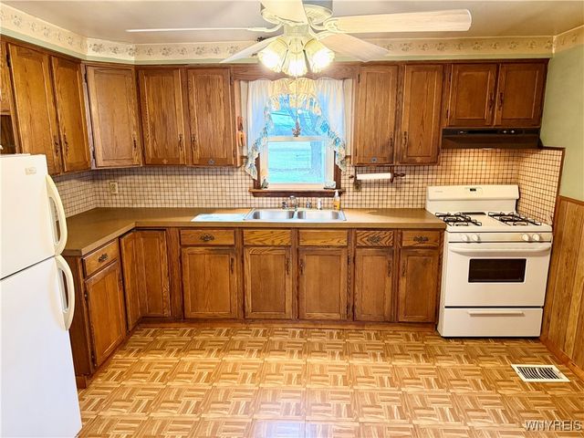 105 Mafalda Drive, Cheektowaga, NY 14215