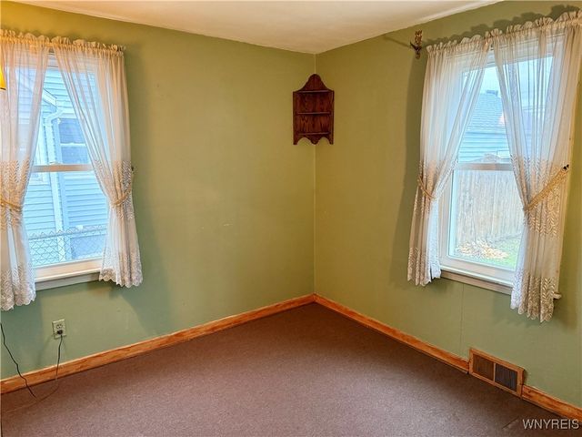 105 Mafalda Drive, Cheektowaga, NY 14215