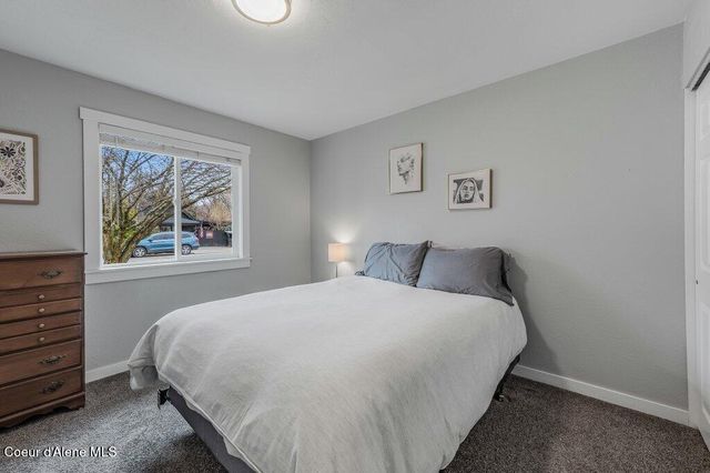 216 S Second Ave, Sandpoint, ID 83864