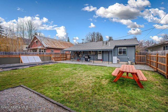 216 S Second Ave, Sandpoint, ID 83864
