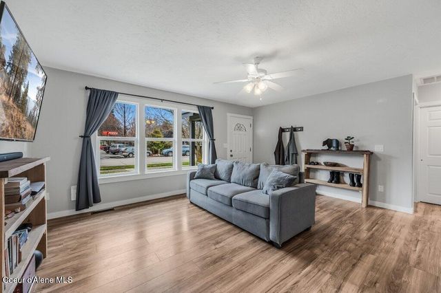 216 S Second Ave, Sandpoint, ID 83864