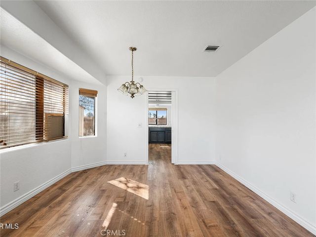 736 E Avenue J6, Lancaster, CA 93535
