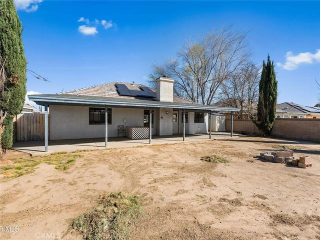 736 E Avenue J6, Lancaster, CA 93535