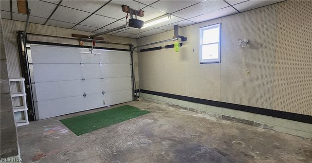 253 Oregon Avenue, Louisville, OH 44641