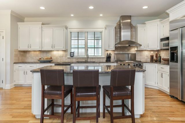 4085 Lyon Drive, Columbus, OH 43220