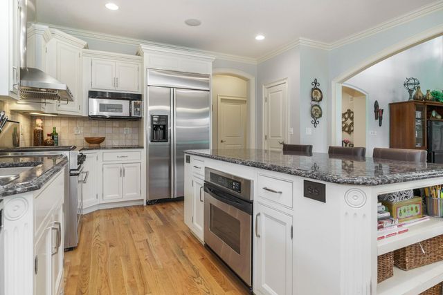 4085 Lyon Drive, Columbus, OH 43220