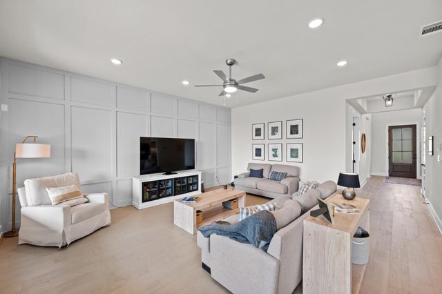 1204 Moonlight Terrace DR, Georgetown, TX 78628