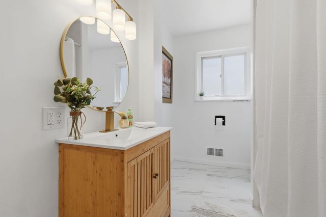 3122 Rosedale Street, Ann Arbor, MI 48108