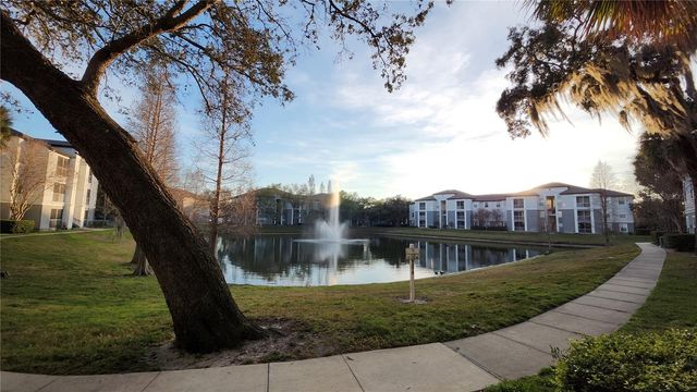 5813 LEGACY CRESCENT PLACE 203, Riverview, FL 33578