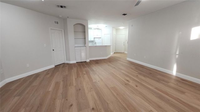 5813 LEGACY CRESCENT PLACE 203, Riverview, FL 33578