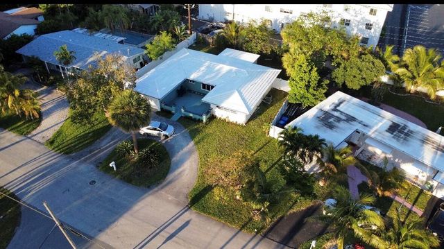1760 Bel Air Avenue, Lauderdale By The Sea, FL 33062
