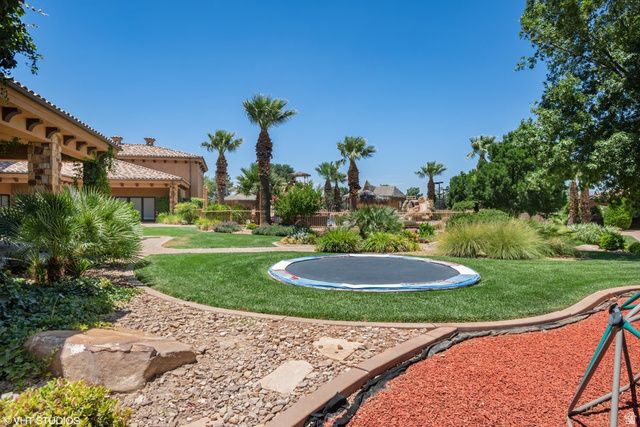 90 W TRIPLE CROWN LN, Washington, UT 84780