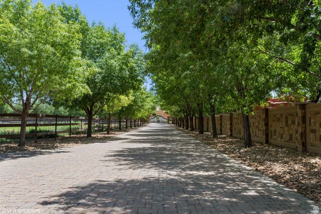 90 W TRIPLE CROWN LN, Washington, UT 84780