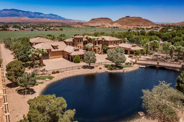 90 W TRIPLE CROWN LN, Washington, UT 84780