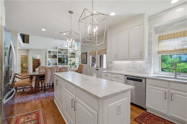 535 Brayford Way, Suwanee, GA 30024