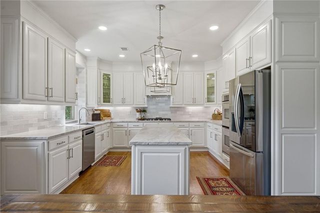 535 Brayford Way, Suwanee, GA 30024