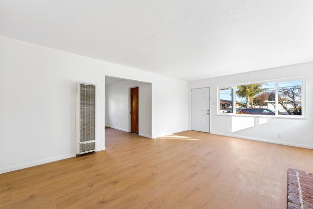 1034 Trenton Blvd, San Pablo, CA 94806