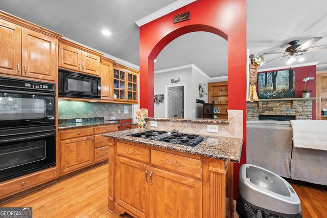 128 Westbrook Drive, Acworth, GA 30101