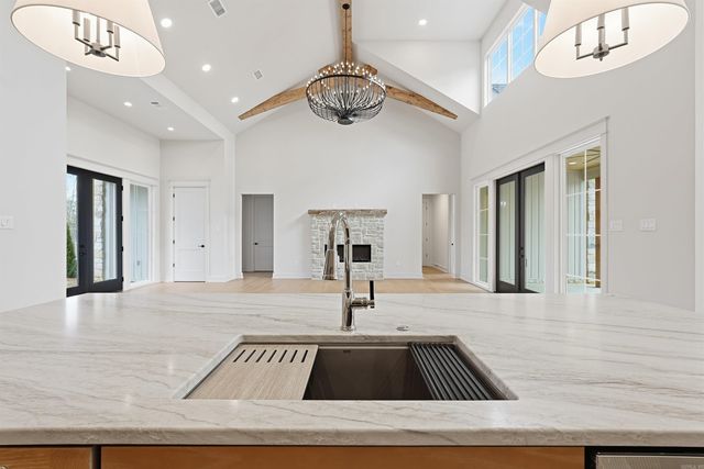 21 Southridge Drive, Mount Ida, AR 71957