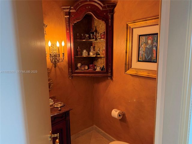 10101 Collins Avenue 9A, Bal Harbour, FL 33154