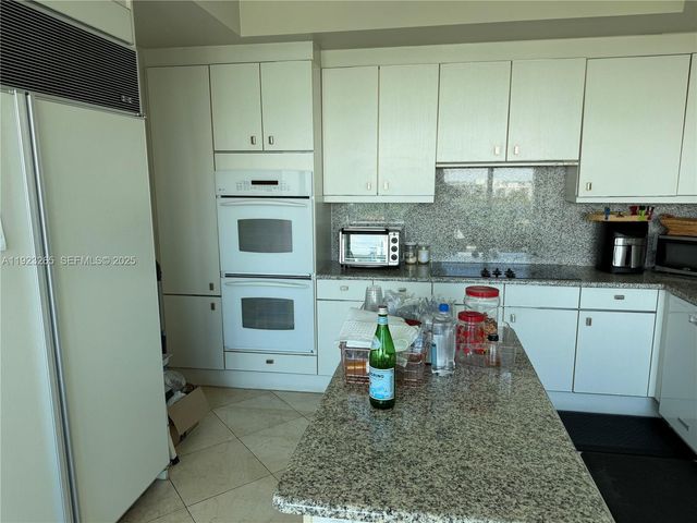 10101 Collins Avenue 9A, Bal Harbour, FL 33154