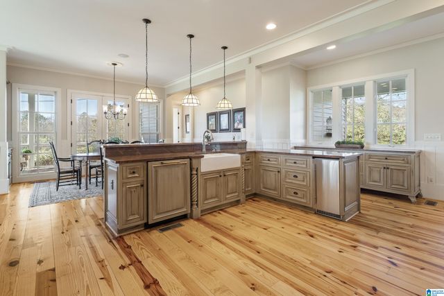 516 MEADOW LAKE FARMS, Calera, AL 35040