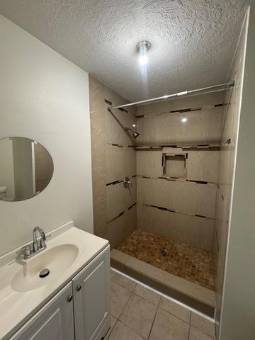 10134 Kirkglen Drive, Houston, TX 77089