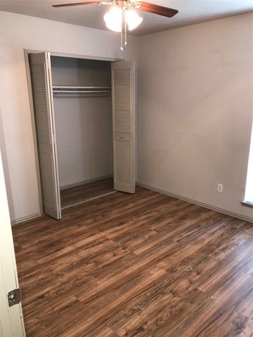 1004 Cross Bend Road, Plano, TX 75023