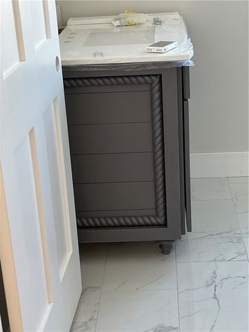 19 Traymore Street, Charlestown, RI 02813