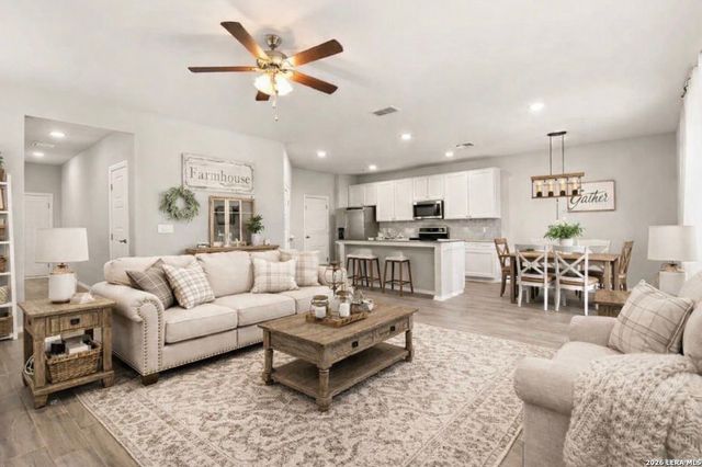 10803 Airmen Drive, Converse, TX 78109