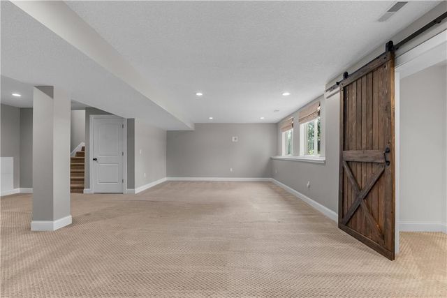 508 SW Lake Side Drive, Lee's Summit, MO 64064